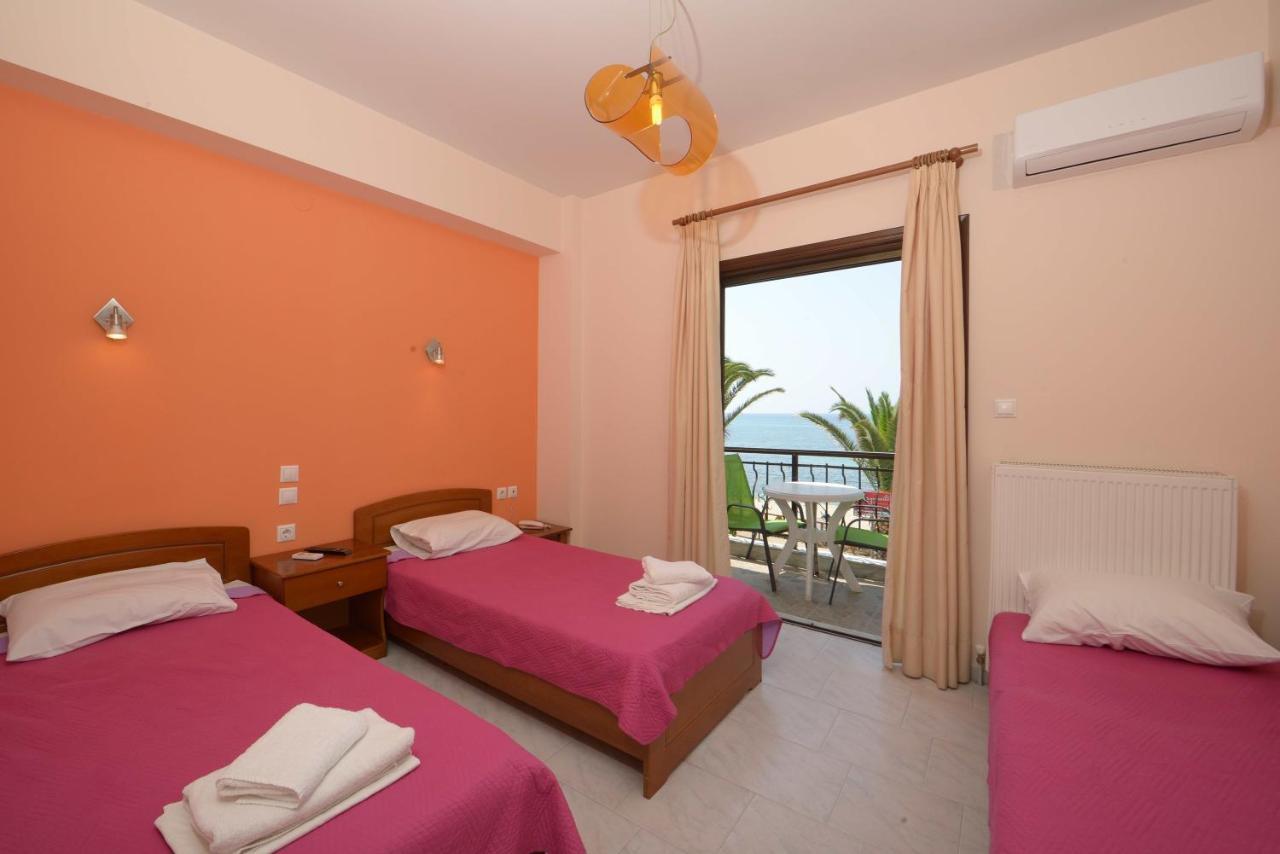 Hotel Akrogiali Ouranoupoli Exterior photo